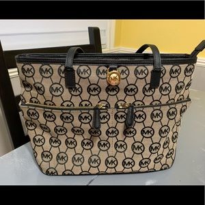Price drop ⭐️ Michael Kors tote purse 💯 authentic